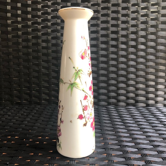 Beautiful vase - Picture 3 of 8